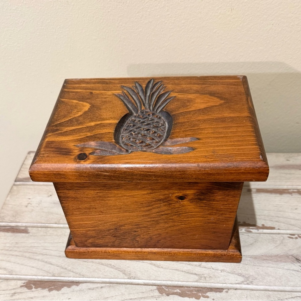 Vintage Wooden Pineapple Carved Box